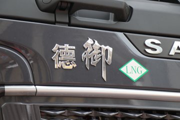 �������ó� ����Q300S 14.8L LNG 540���� 6X4 ��ʿ��12�� �߶�˫�� ǣ����ͼƬ