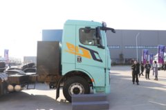 质子汽车 充电版 6X4 纯电动牵引车400.619kWh