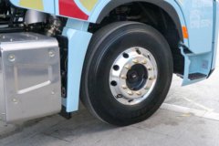 陕汽商用车延安S700 630马力 6X4 赢动12档 AMT自动档 LNG牵引车