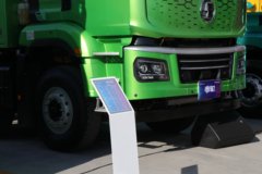 质子汽车赤轮AE 8X4 5.6米 排半自卸车 127.74kWh