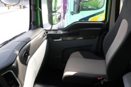 燃料电池&nbsp;电动自卸车驾驶室图片