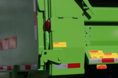 质子汽车赤轮AE 8X4 5.6米 排半自卸车 127.74kWh