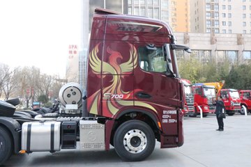 �������ó� �Ӱ�S700 12.5L���� 600���� 6X4 Ӯ��12�� AMT�Զ��� ǣ����ͼƬ
