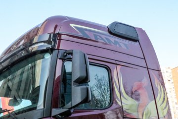 �������ó� �Ӱ�S700 12.5L���� 600���� 6X4 Ӯ��12�� AMT�Զ��� ǣ����ͼƬ