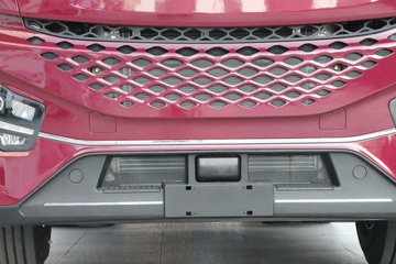 �������ó� �Ӱ�S700 12.5L���� 600���� 6X4 Ӯ��12�� AMT�Զ��� ǣ����ͼƬ