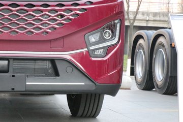 �������ó� �Ӱ�S700 12.5L���� 600���� 6X4 Ӯ��12�� AMT�Զ��� ǣ����ͼƬ