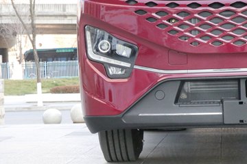 �������ó� �Ӱ�S700 12.5L���� 600���� 6X4 Ӯ��12�� AMT�Զ��� ǣ����ͼƬ