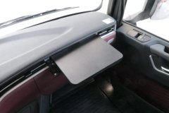陕汽商用车 延安S700 600马力 6X4 AMT自动档牵引车(液缓)