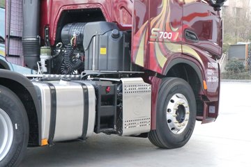 �������ó� �Ӱ�S700 12.5L���� 600���� 6X4 Ӯ��12�� AMT�Զ��� ǣ����ͼƬ