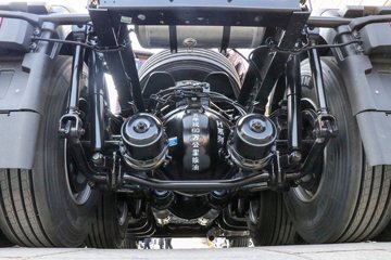 �������ó� �Ӱ�S700 12.5L���� 600���� 6X4 Ӯ��12�� AMT�Զ��� ǣ����ͼƬ