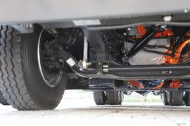 乘龙H7&nbsp;电动牵引车底盘图片