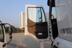 东风柳汽 乘龙H5  4X2 9.7米 氢燃料翼展式载货车 88.3kWh