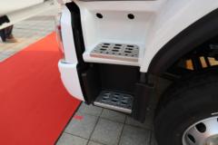 东风柳汽 乘龙H5  4X2 9.7米 氢燃料翼展式载货车 88.3kWh