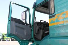 质子汽车 燃料电池  6X4 氢燃料牵引车