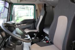 质子汽车 燃料电池  6X4 氢燃料牵引车