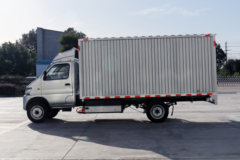 湖北新楚风M卡 纯电动 4X2 液刹 4.01米单排厢式微卡 国轩57.6kWh