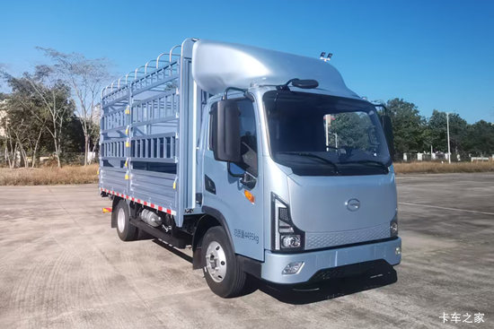 �������T3 Plus 4.15�׵��Ŵ��綯��դʽ�Ῠ �д��º�133.947kWh