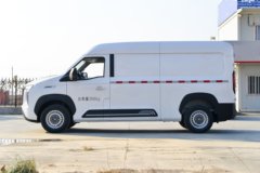 中国重汽VGV 先锋官V 2024款 140马力 2.0T柴油 3座 中轴中顶封闭货车