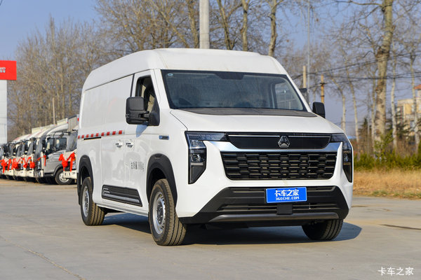 中国重汽VGV 先锋官V 2024款 140马力 2.0T柴油 3座 中轴中顶封闭货车