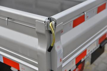 ����;�� T3 1.3L 91���� 3.05�׵�������С��(��̥)(���յ�)ͼƬ