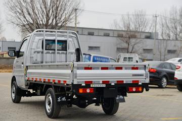 ����;�� T3 1.3L 91���� 3.05�׵�������С��(��̥)(���յ�)ͼƬ