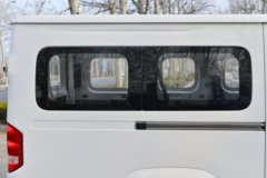 予风汽车 黄金仓 3T 6座 5.43米纯电动轻客53.58kWh