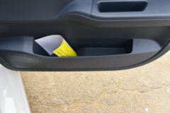 予风汽车 黄金仓 3T 6座 5.43米纯电动轻客53.58kWh