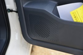 黄金仓&nbsp;电动封闭厢货驾驶室图片