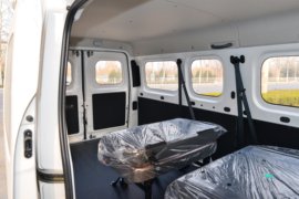 黄金仓&nbsp;电动封闭厢货货厢图片