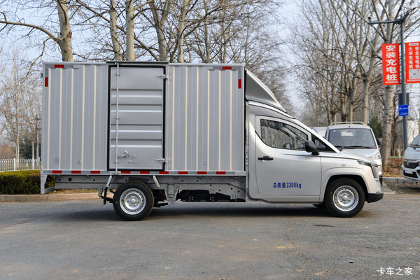 广东哪里买货车最好？惠州鑫通，新能源货车批发基地