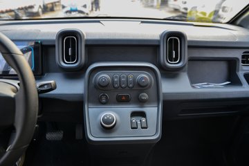 �������� �ƽ�С�� 3.3T 3.17�׵��Ŵ��綯��ʽ΢�� 53.58kWhͼƬ