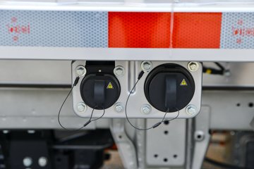 �������� �ƽ�С�� 3.3T 3.17�׵��Ŵ��綯��ʽ΢�� 53.58kWhͼƬ