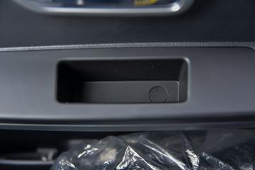 ����;�� T6 2L 127���� CNG 4.005�׵�������С��ͼƬ