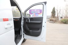 东风 睿立达V7 2025款 2座 纯电动封闭货车 中创新航41.86kWh