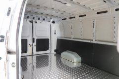 东风 睿立达V7 2025款 2座 纯电动封闭货车 中创新航41.86kWh