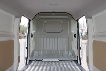 ������Խ ��Խ��V7 2.7T 2�� 4.8�״��綯��ʽ���䳵(�Կ���)38.64kWhͼƬ