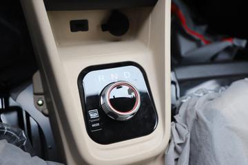 ������Խ ��Խ��V7 2.7T 2�� 4.8�״��綯��ʽ���䳵(�Կ���)38.64kWhͼƬ