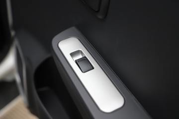 ������Խ��D5EV ������ 3.5T 4.02�׵��Ŵ��綯����΢��55.64kWhͼƬ