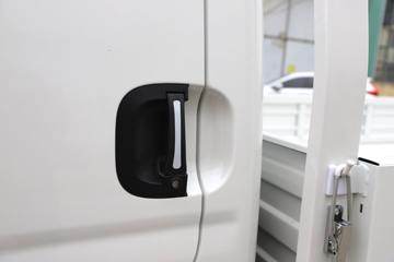 ������Խ��D5EV ������ 3.5T 4.02�׵��Ŵ��綯����΢��55.64kWhͼƬ