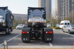 青岛解放 JH6重卡 智享版 600马力 6X4 LNG自动档牵引车(一汽解放12档)