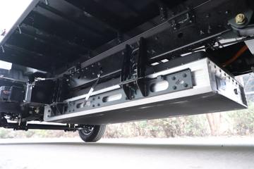 Զ�� ����F5E 2025�� 4.005�׵��Ŵ��綯��դʽ΢�� ��о62kWhͼƬ