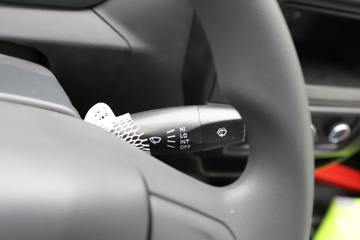 Զ�� ����F5E 2025�� 4.005�׵��Ŵ��綯��դʽ΢�� ��о62kWhͼƬ