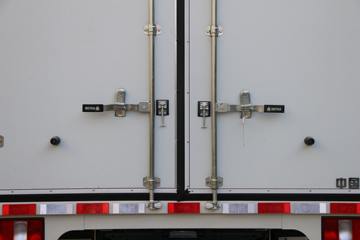 �й�����HOWO ͳ˧ 4.5T 4.15�׵��Ŵ��綯��ʽ�Ῠ100.46kWhͼƬ