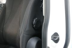 飞碟新能源漫天飞 4X2 4.15米单排插电式增程混合动力厢式轻卡 宁德时代100.96kWh 飞碟新能源漫天飞 4X2 4.15米单排插电式增程混合动力厢式轻卡 宁德时代100.96kWh