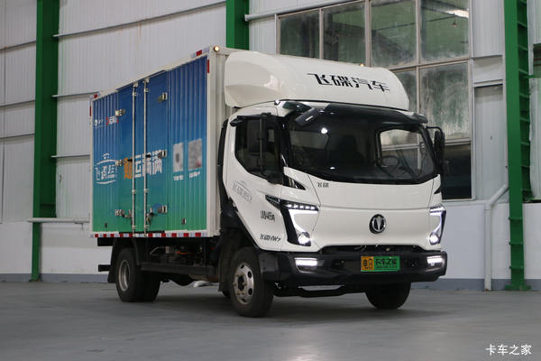 飞碟新能源漫天飞 4X2 4.15米单排插电式增程混合动力厢式轻卡 宁德时代100.96kWh