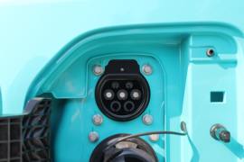 风景i7&nbsp;电动封闭厢货底盘图片