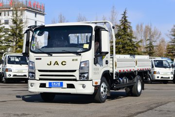 江淮帅铃Q6 冠军版 2.5L柴油 150马力 六安6档 4.18米单排栏板轻卡