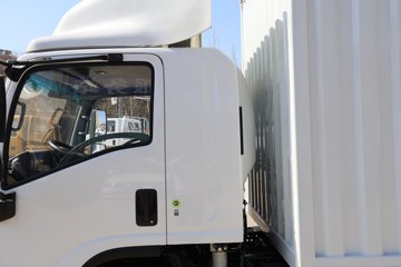 ���� ��ʮ��700P 189���� 4X2 6.688���Ű���ʽ�ػ���ͼƬ