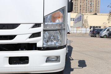 ���� ��ʮ��700P 189���� 4X2 6.688���Ű���ʽ�ػ���ͼƬ