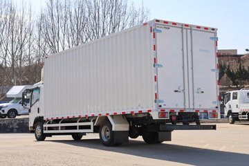 ���� ��ʮ��700P 189���� 4X2 6.688���Ű���ʽ�ػ���ͼƬ